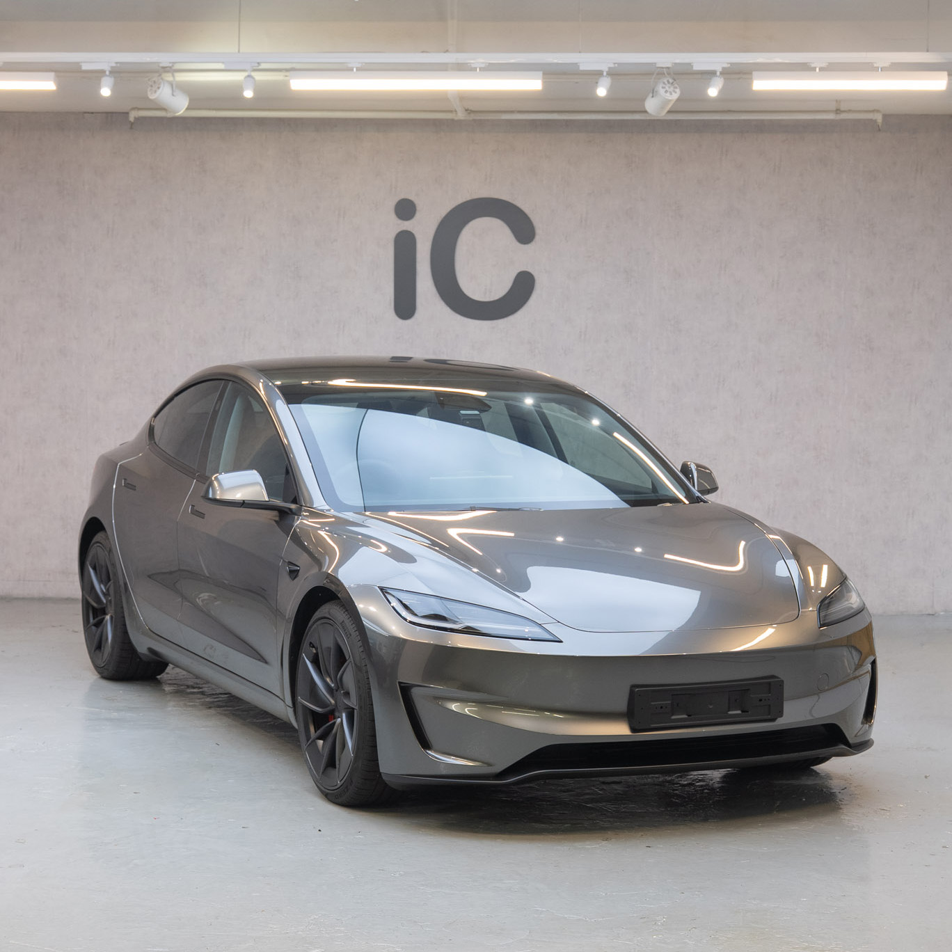 Quicksilver Metallic Tesla Model 3