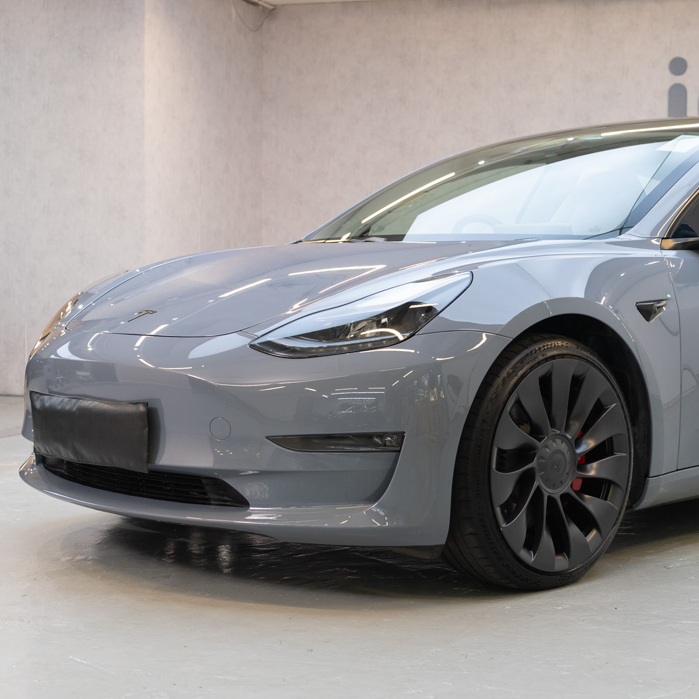 Arctic Grey Tesla Model 3