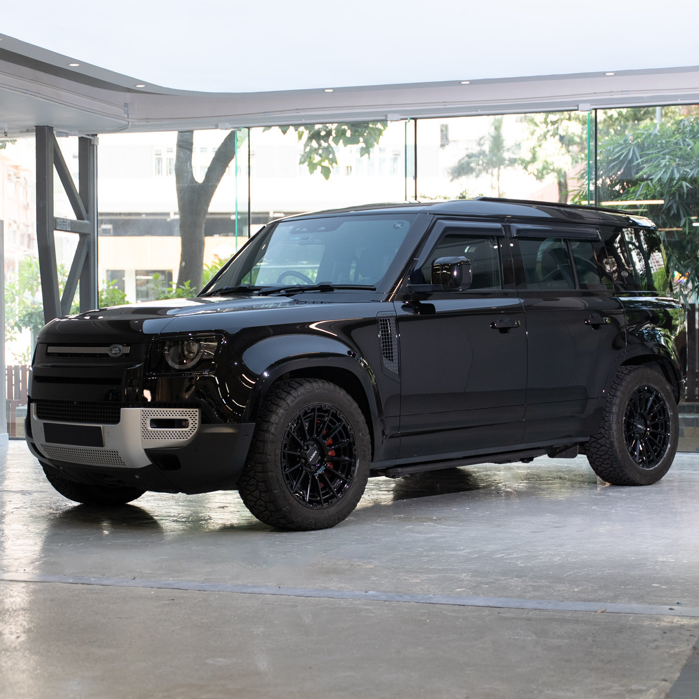 Solid Black Land Rover Defender