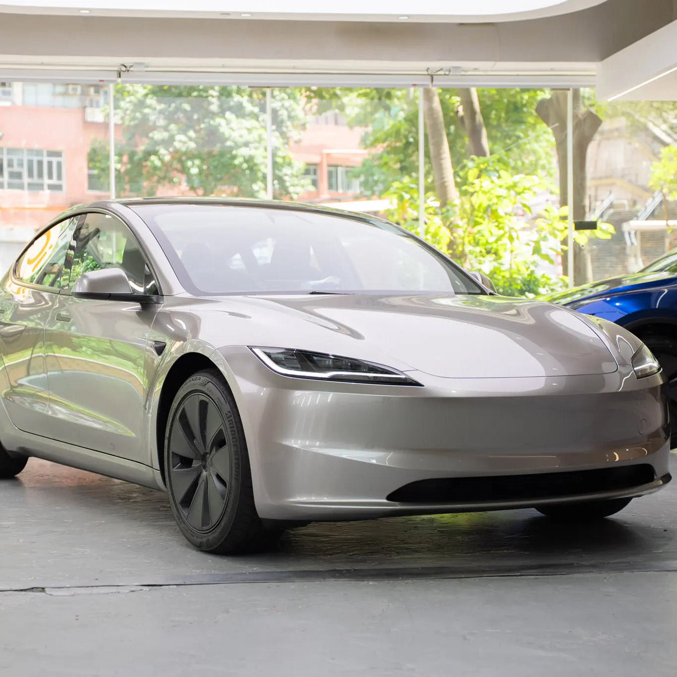 Poured Silver Metallic Tesla Model 3