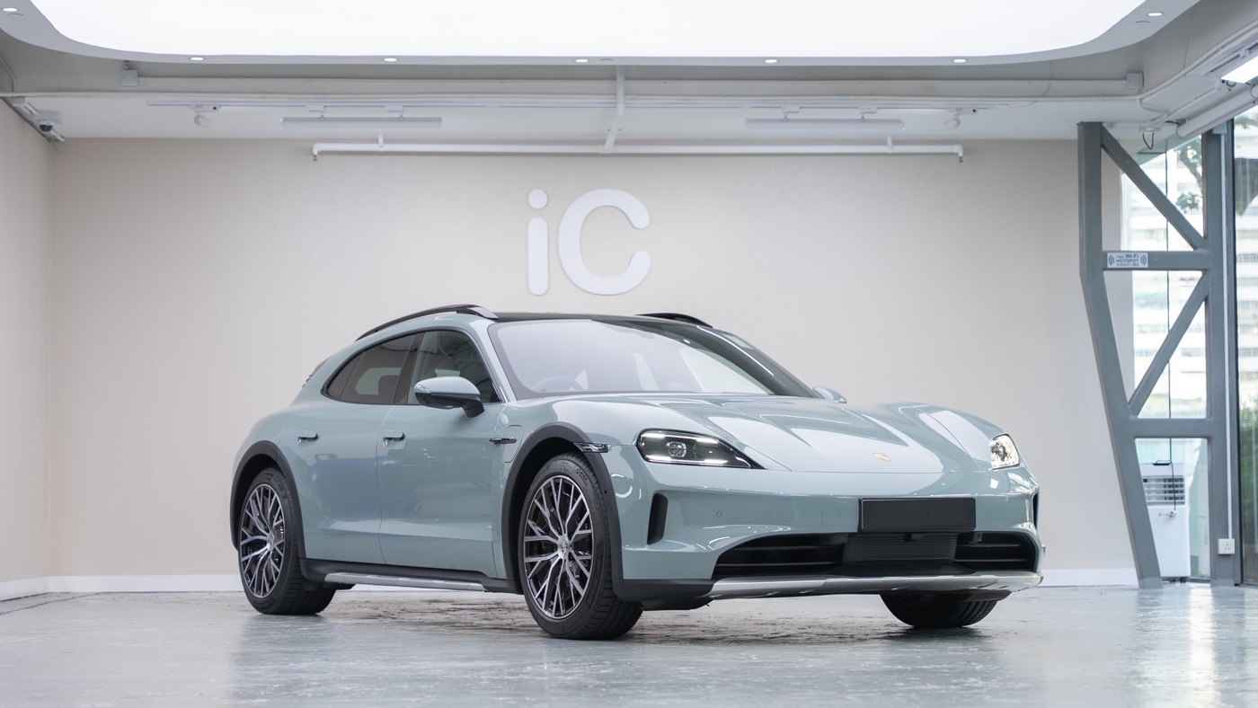 Porsche Taycan 4 Cross Turismo Shade Green Color PPF